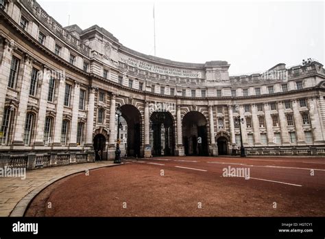 Admiralty Arch London Stock Photo - Alamy