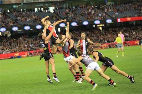 10 Things You Need To Know About The Australian Football League