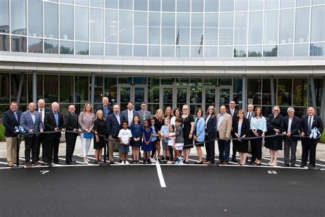 Seneca Valley opens new elementary/middle school - Great PA Schools