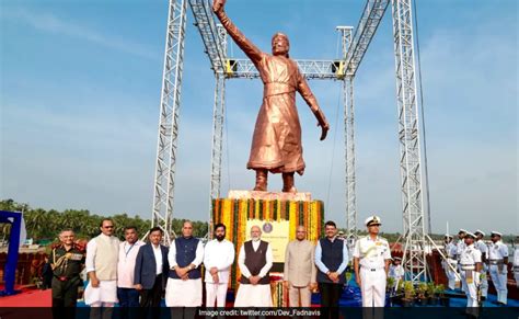 Prime Minister Unveils Statue of Chhatrapati Shivaji Maharaj at Rajkot ...