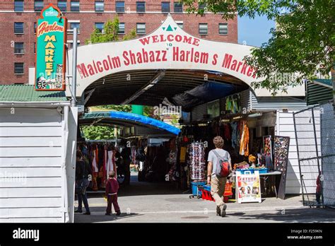 Malcolm shabazz harlem market manhattan hi-res stock photography and images - Alamy