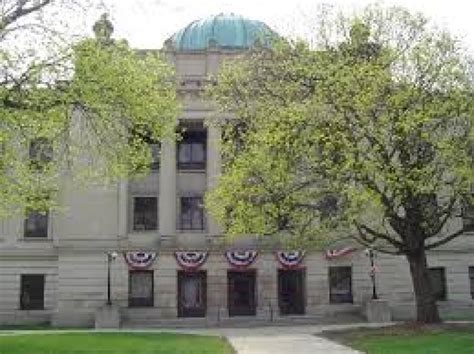 Lee County Courthouse - Visit NW Illinois