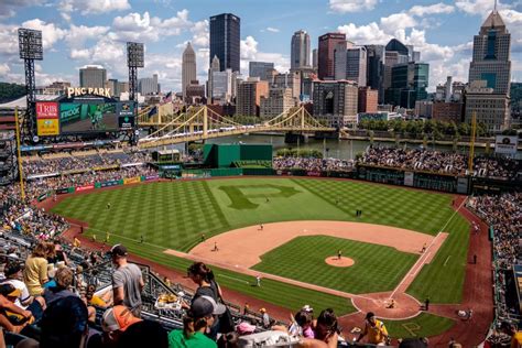 Baseball Games for Kids: A Guide for Taking Little Ones to a MLB Game