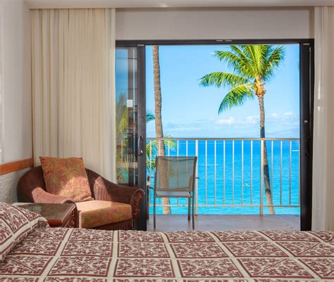 Kaanapali Beach Hotel | Classic Vacations