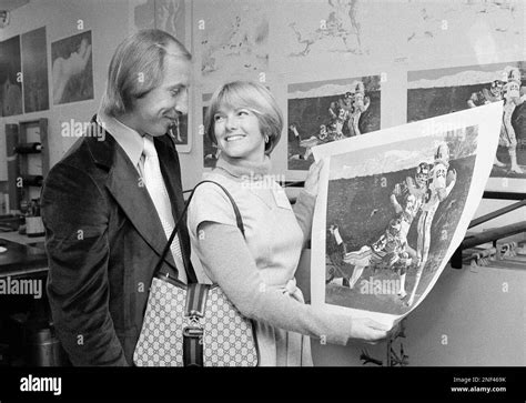 Fred Biletnikoff, outstanding receiver for the Oakland Raiders, left, and his wife Jennifer ...