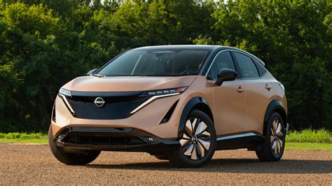 The 2023 Nissan Ariya Electric SUV Will Start at $44,485 | The Drive