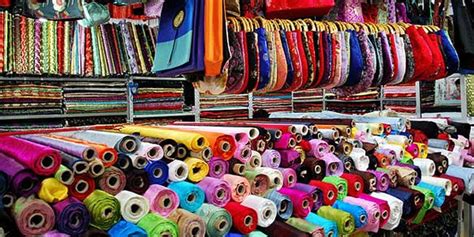 Lajpat Nagar market (Shopping) Delhi (Timings, History, Location ...