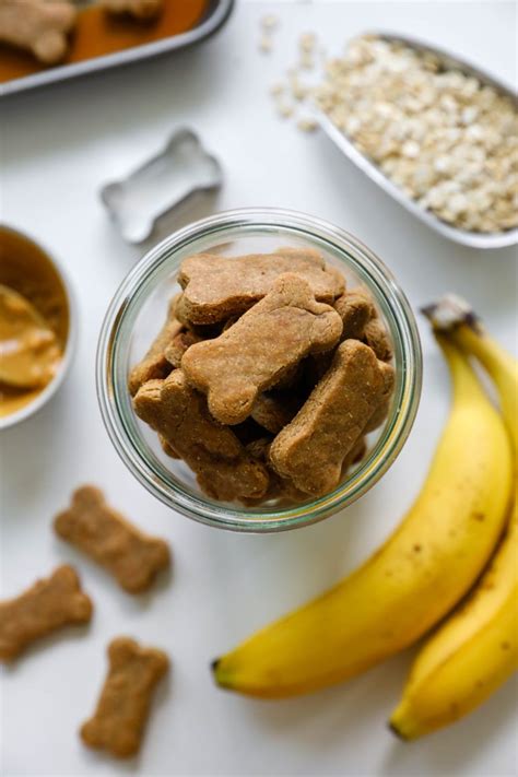 3-Ingredient Peanut Butter Banana Dog Treats | Recipe | Dog biscuit recipes, Banana dog treat ...