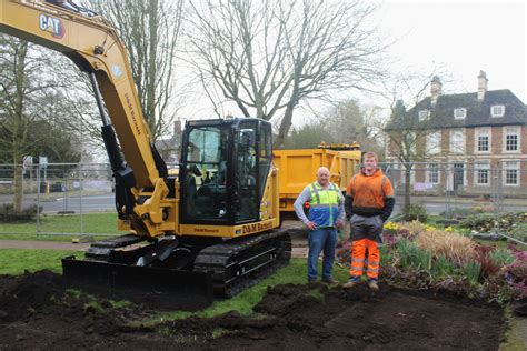 Groundworks begin for Queen Elizabeth II statue in Oakham | Local News | News | Oakham Nub News ...