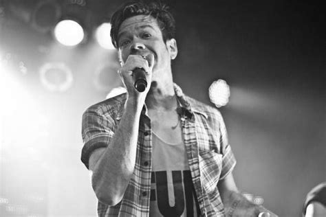 Watch Pink perform on VH1 Storytellers with fun.‘s Nate Ruess | Vh1 storytellers, Storytelling, Vh1