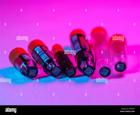 Data matrix hi-res stock photography and images - Alamy