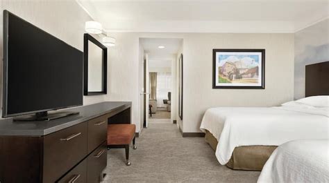 Embassy Suites Chicago-North Shore - A Deerfield Hotel