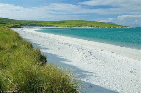 The top 10 islands for beautiful beaches in SCOTLAND | Scotland beach, Beach, White sand beach