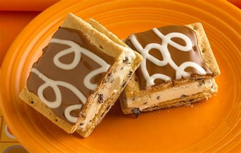 Cookie Dough Ice Cream Sammies - Pop-Tarts®