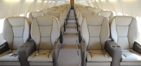 Boeing 737-400 Charter Flights - Interior, Specifications