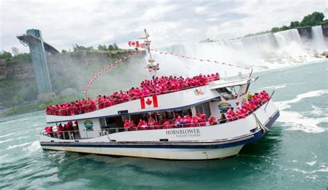 Children on Hornblower Niagara Cruise | Niagara Boat Tours | ToNiagara