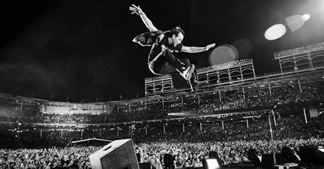 Pearl Jam Last Kiss Live 2018 - bmp-vision