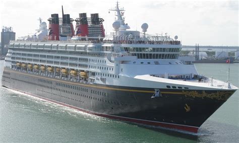 Disney Wonder Itinerary, Current Position, Ship Review | CruiseMapper