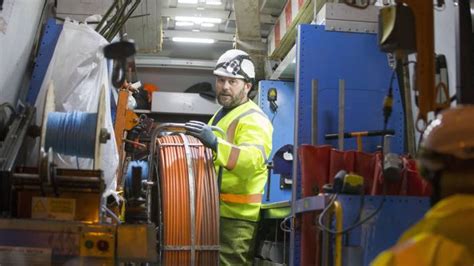 Openreach to pay back millions of pounds for late connections | Financial Times