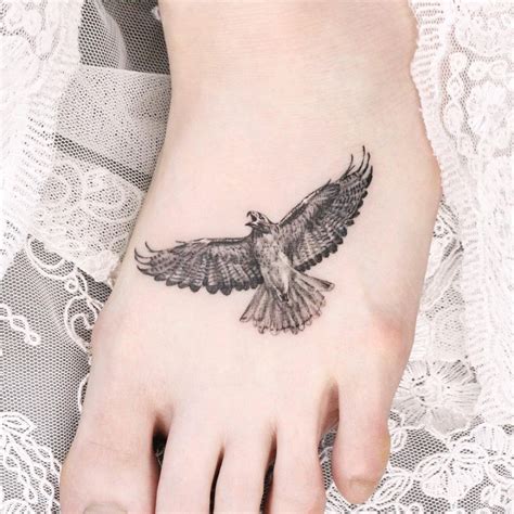 10 Best Hawk Tattoo Ideas You Have To See To Believe! | Outsons | Men's Fashion Tips And Style ...