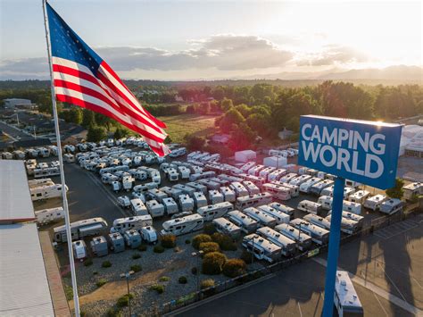 Camping World RVs: Who Owns These Vehicles? | TouristSecrets