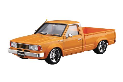 NOV237861 - NISSAN DATSUN TRUCK CUSTOM 82 1/24 MDL KIT - Previews World