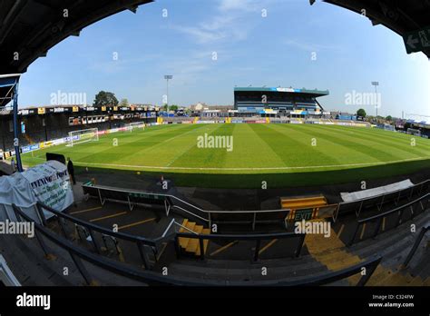 The memorial stadium bristol rovers hi-res stock photography and images ...