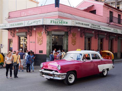 Ernest Hemingway's 8 Favorite Bars Around the World | Hemingway cuba, Hemingway, Ernest hemingway