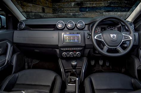 Dacia Duster Comfort SCe 115 4x2 2018 review | Autocar