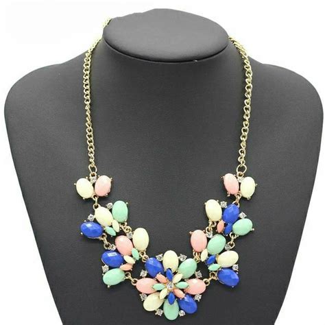 Simple statement necklace designs