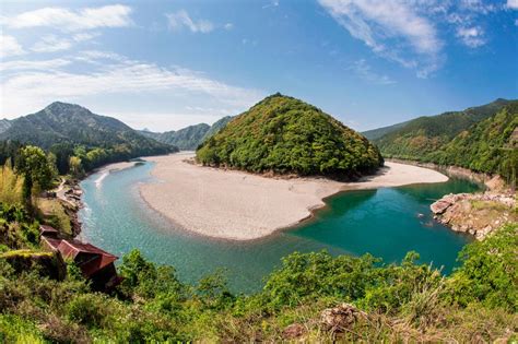 Yoshino-Kumano-Nationalpark: Japans Naturschatz - [GEO]