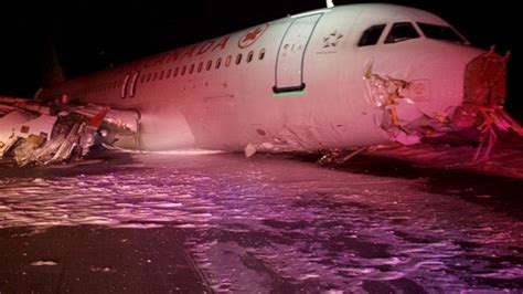 Air Canada flight crashes on runway in Halifax (PHOTOS, VIDEO) — RT ...