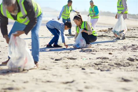 How to choose a sustainable volunteering project - Lonely Planet