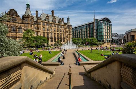 Peace Gardens and Town Hall in Sheffield Editorial Stock Image - Image ...