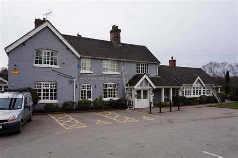 The Swan With Two Necks © Ian S cc-by-sa/2.0 :: Geograph Britain and ...