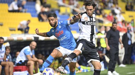 Napoli players left off Italy squad due to virus concerns