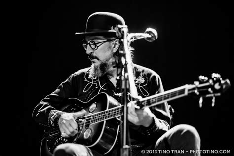 Back Beat Seattle | Les Claypool’s Duo de Twang @ the Neptune