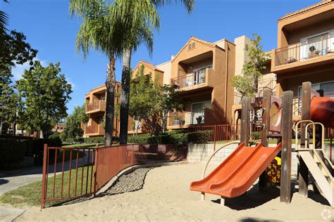 La Terraza Apartments - Apartments in San Diego, CA | Westside Rentals