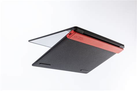 A Laptop Concept with Retractable Ports - Core77