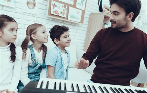 Piano Lessons for Kids: Prepare for Music Exams with Expert Tutors