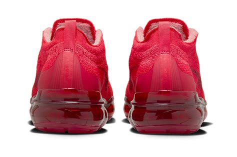 Nike Vapormax Flyknit 2023 "Triple Red" | Hypebeast