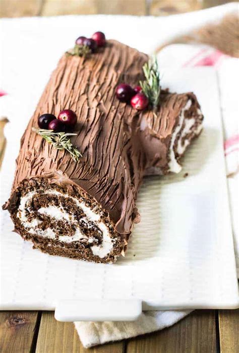 Bûche de Noël Recipe (Yule Log Cake) - Mon Petit Four®