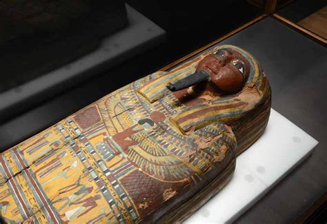 The Peruvians mummified their dead for very different reasons than the ...