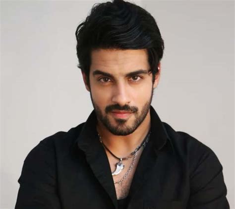 Abrar Qazi Wiki, Age, Girlfriend, Family, Biography & More | WikiBio