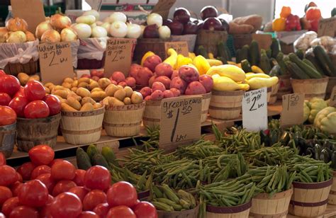 Find Fall produce at local Farmers Markets | MLive.com