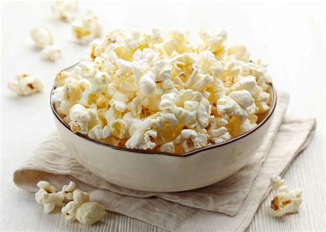 Best Popcorn Bowls 2020: Editor's Top 5 Picks & Reviews