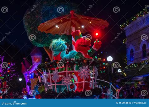 Elmo and Rosita in Sesame Street Christmas Parade at Seaworld 9 Editorial Photography - Image of ...