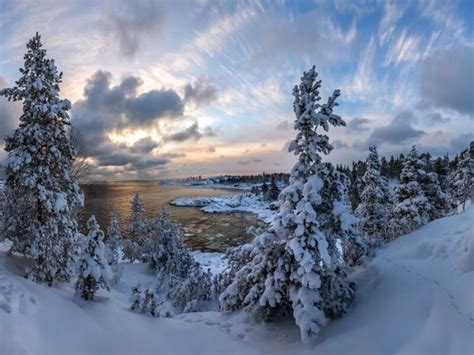 Karelia in winter - Photo of snowy Karelia