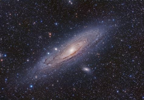 Messier 32 - the "Le Gentil" Dwarf Elliptical Galaxy - Universe Today