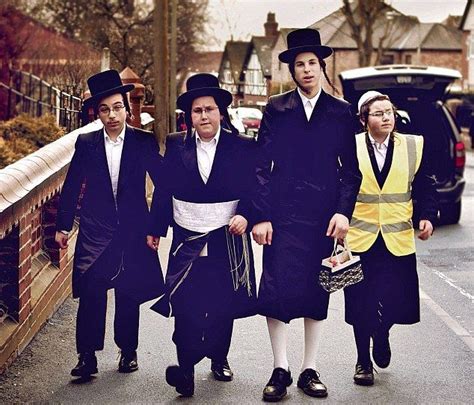 It's cool to be kosher: The first series shone a light on Orthodox Jews - now Strictly Kosher is ...